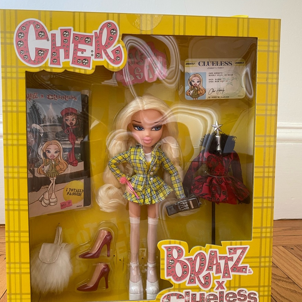 Bratz x Clueless Cher Doll Set